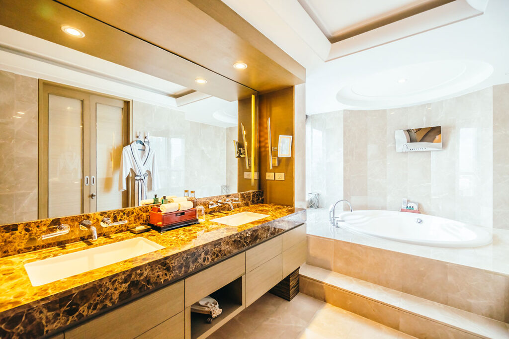 Luxury-Bathrooms